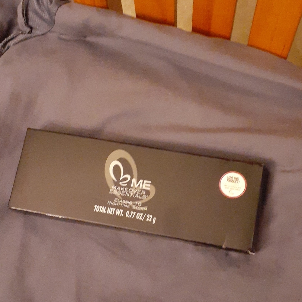 Makeover Essentials Eye Shadow Palette